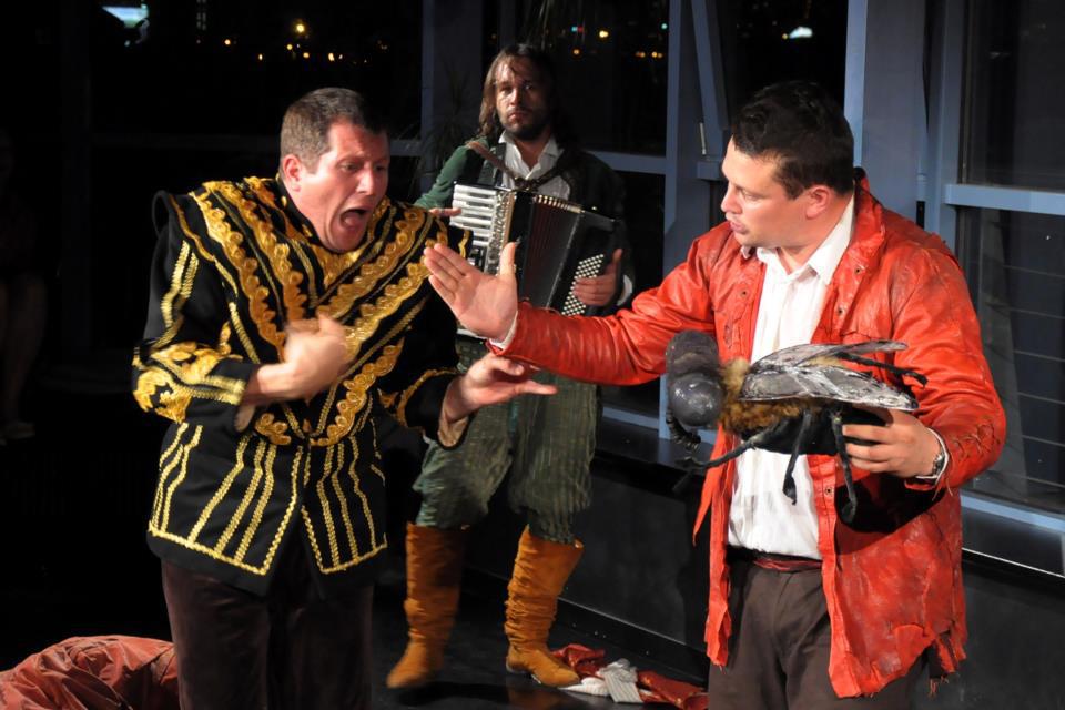 picture Hamlet, alebo nález lebky